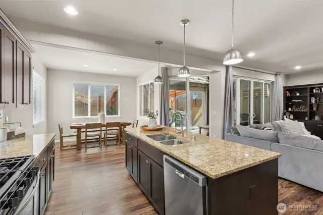 Large Beautiful Kitchen