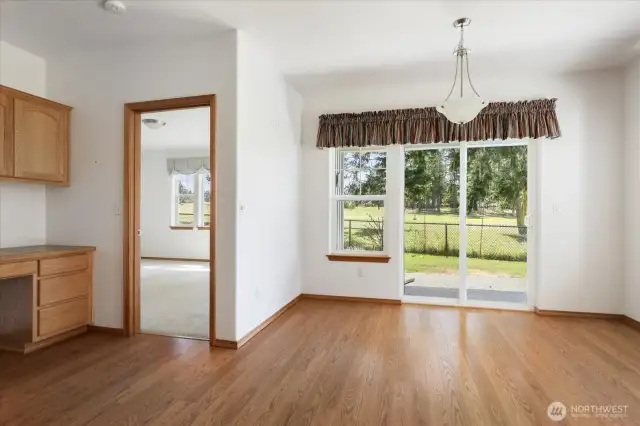 Access to your Patio from the Kitchen Nook