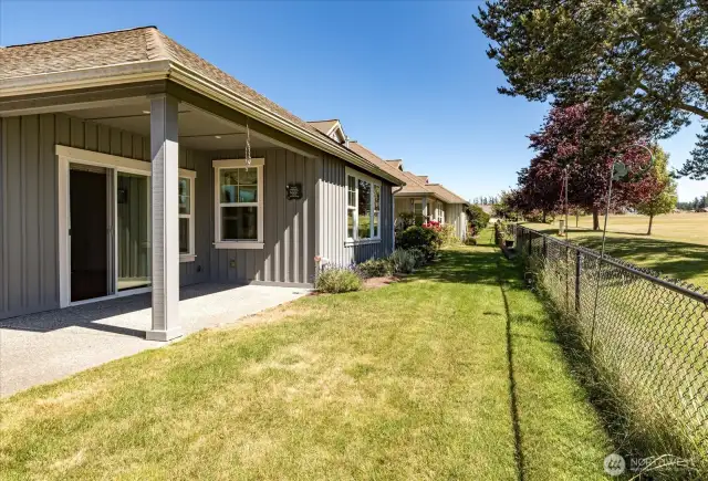 An HOA-Maintained Yard!