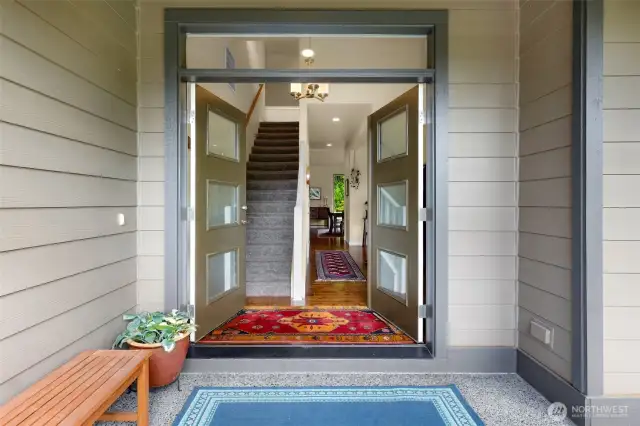 Wide french door entry for ease of moving