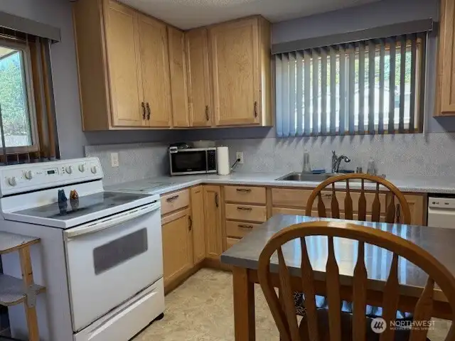 A lazy Susan in the corner cabinet!