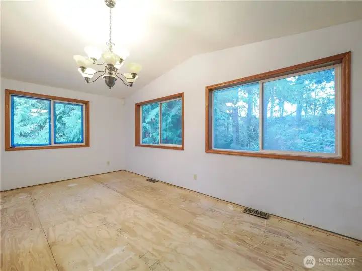 Formal dining room or Rec room just steps away from kitchen
