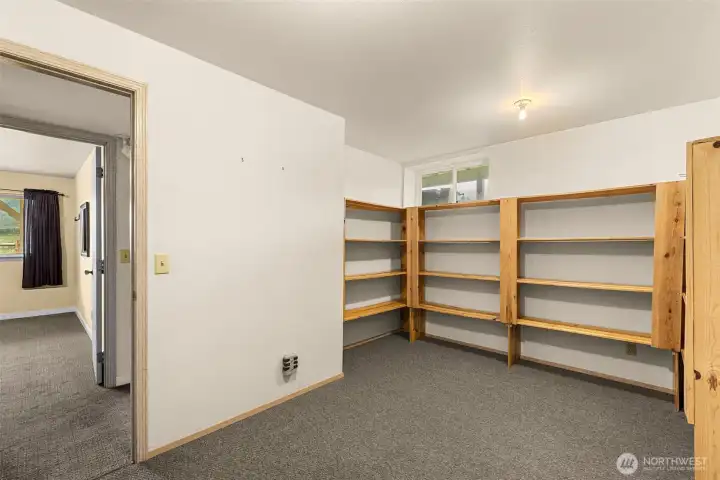 Store Room/