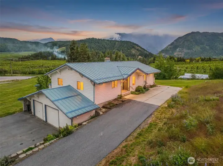 Paved driveway & beautiful views