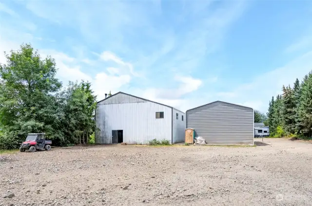 Large Graveled yard for Storage