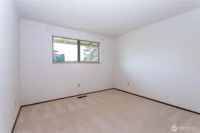3rd bedroom