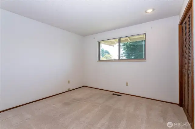 4th bedroom