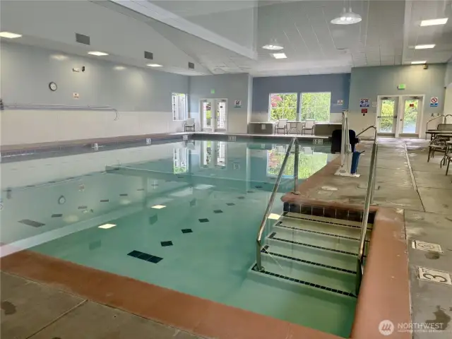 Indoor Pool and hot tub in clubhouse
