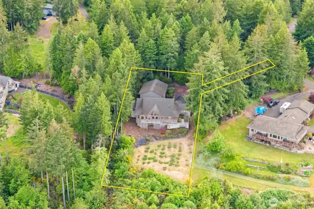 Approximate property lines..