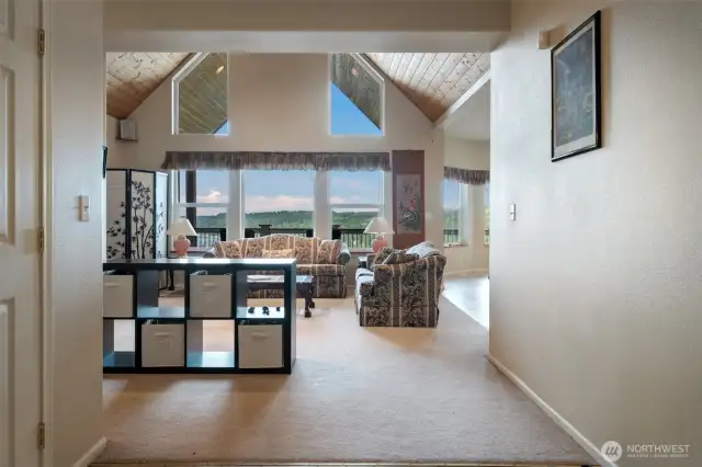 Welcome to 14647 Honey Hill, Seabeck