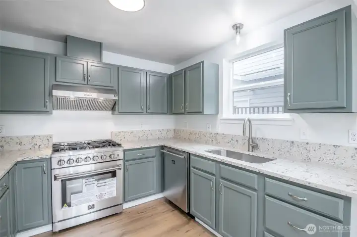 Brand new dishwasher