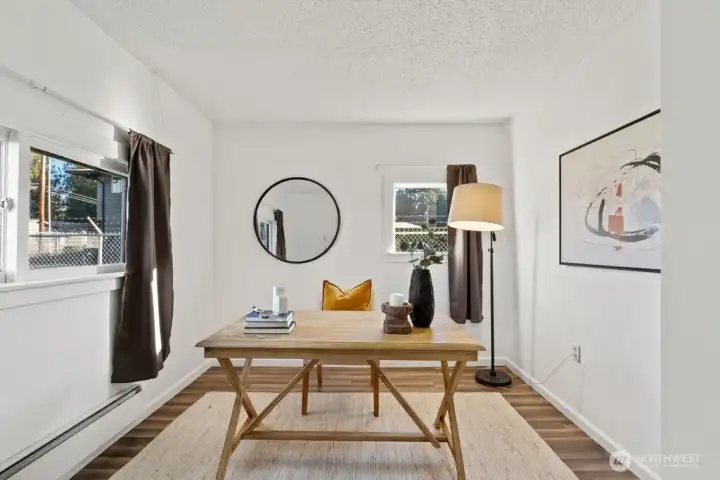 Bedroom or office space!