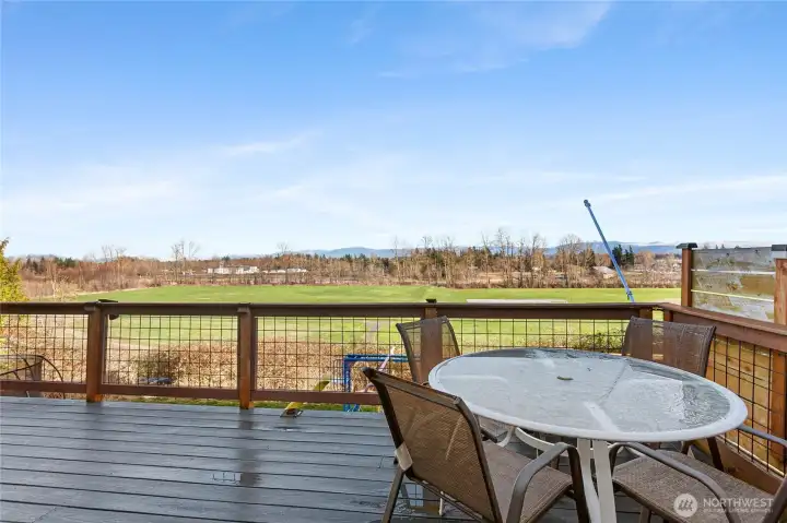 Gorgeous unobstructed mountain views.