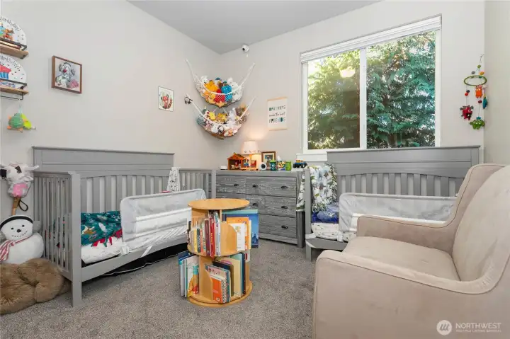 2nd Upstairs bedroom