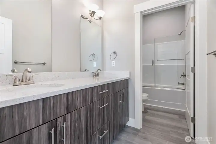 Downstairs full bath