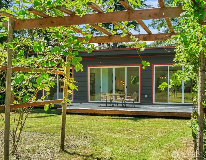 The sunny, level land would be a great spot for your gardening hobbies, farming and possible expansion of the main home.