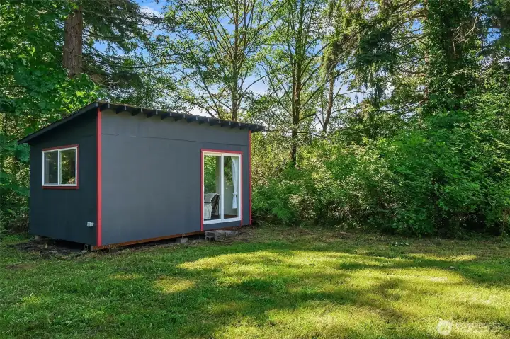 The east studio was used as an art and sewing retreat.