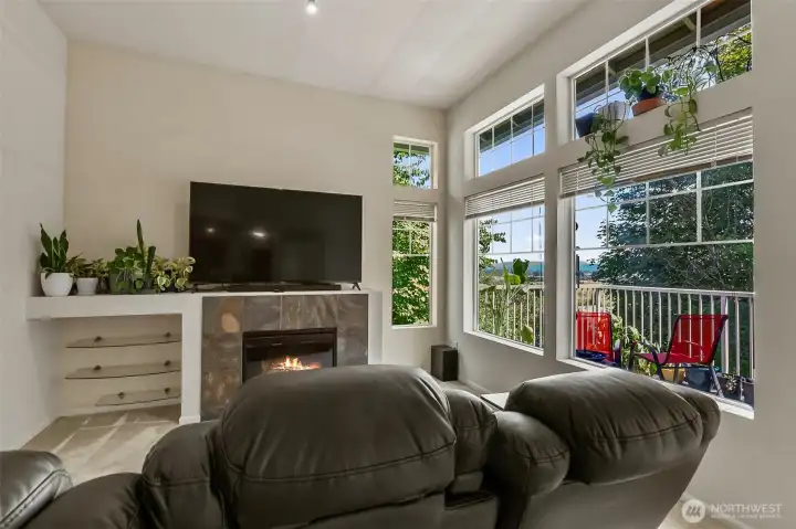 Living Room w/ built-in shelves