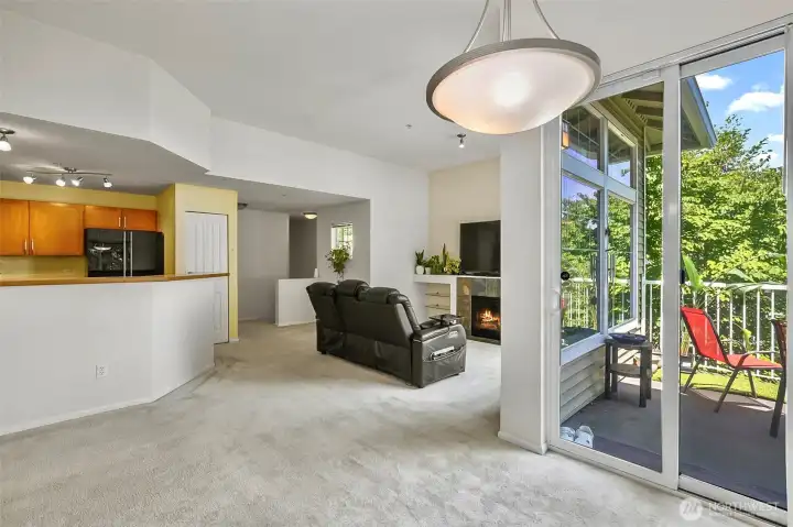 Open Floor Plan backs to greenbelt