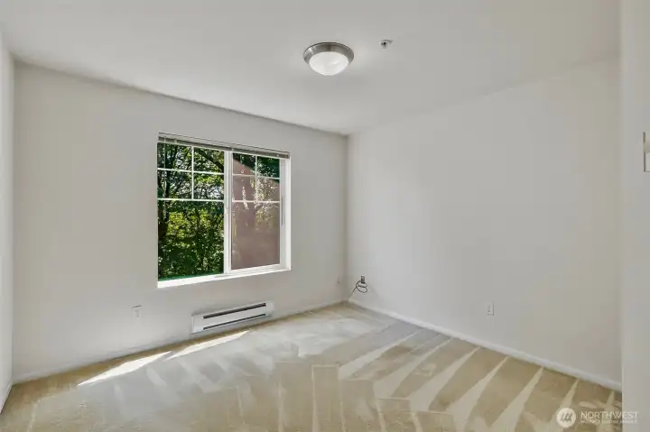 Flex Office or 2nd Bedroom