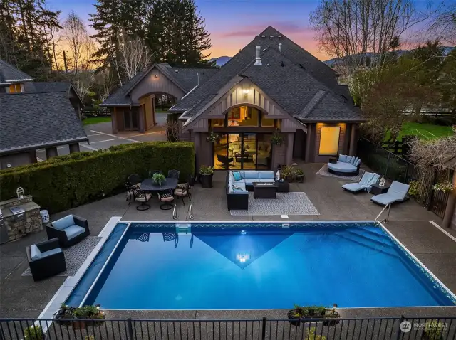 Pool patio -you're going to love the heated pool~