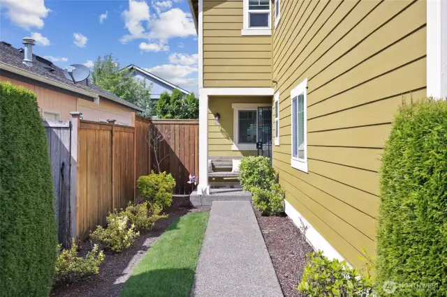 HOA maintains front yard