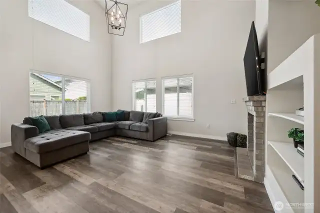 Huge ceilings and clerestory windows!