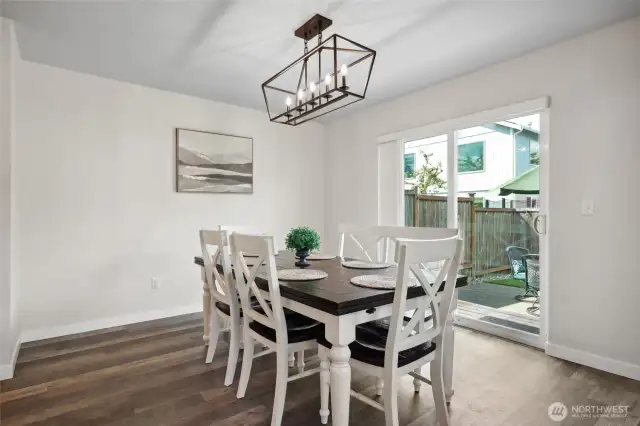 Dining area off kitchen