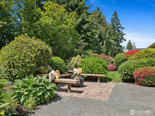 Build in patio benches