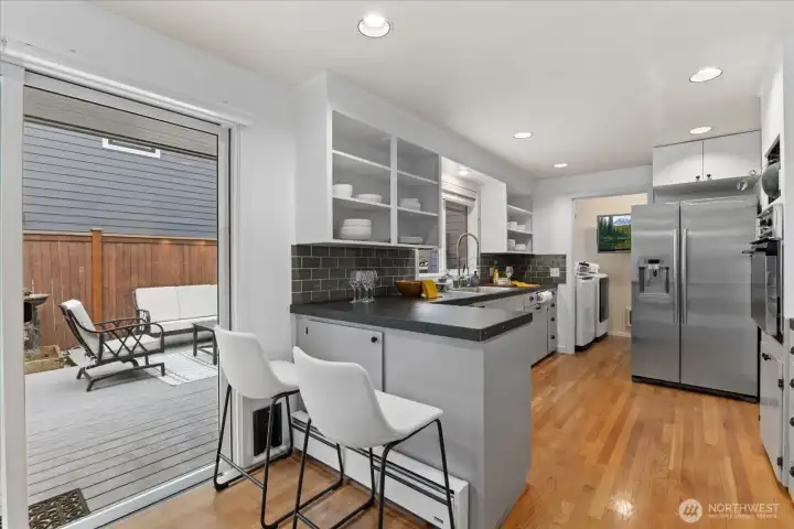 Convenient counter space dining for quick breakfasts or that double shot of espresso on the go.