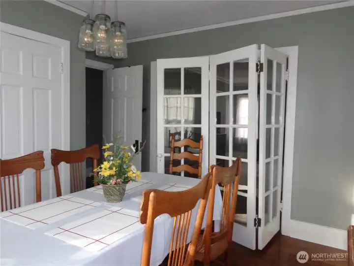 French doors living/dining room