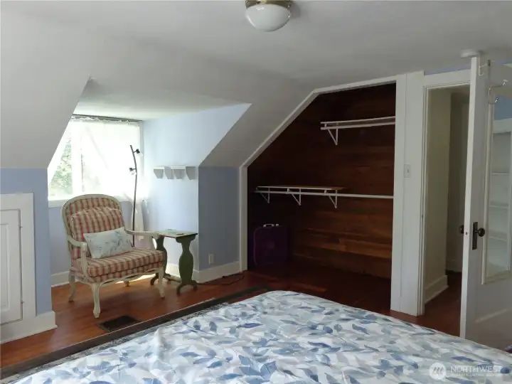 Bedroom upstairs closet