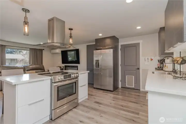 Kitchen area overview