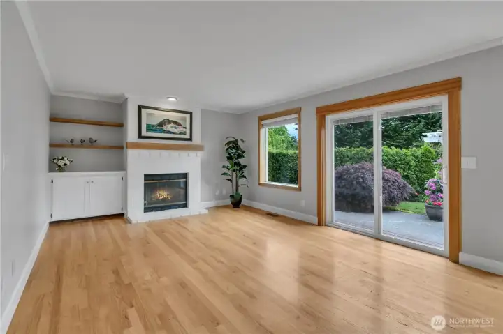 Family room with wood burning Fireplace Family room with wood burning Fireplace