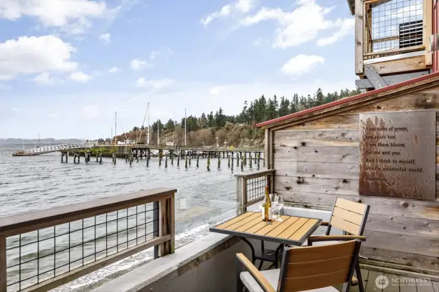 Waterfront Dining