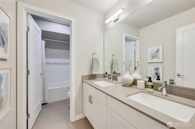 2nd Floor Full Bathroom with Double Vanities