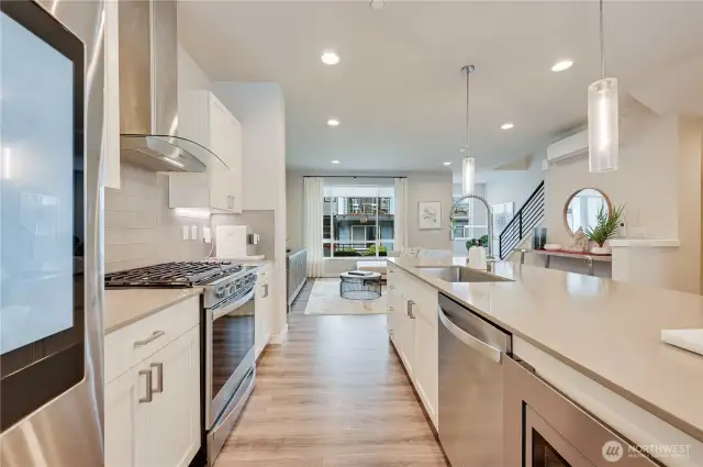 Gas Cooktop and Top of the Line Stainless Steel Appliances