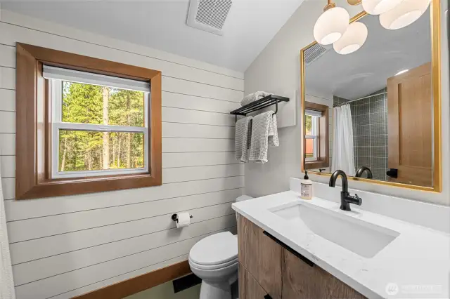 Upstairs Full Bath