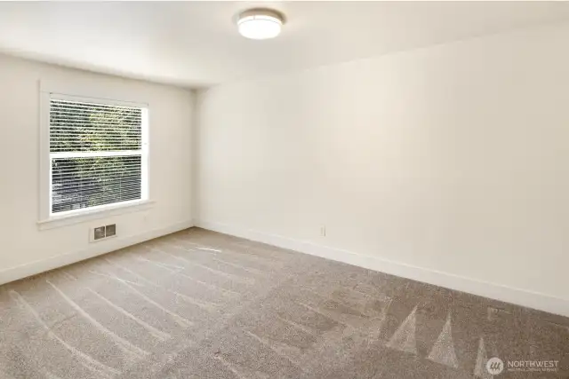 Large den provides lots of opportunities with additional living space - office, guest space, 2nd bedroom or more!