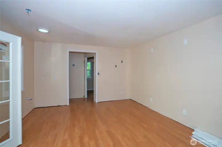 Take another look at the studio/flex room.