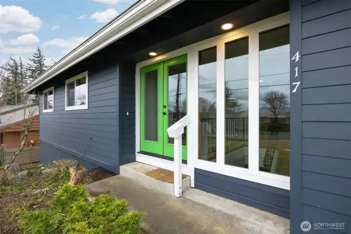 The entry is welcoming as also takes in the views.