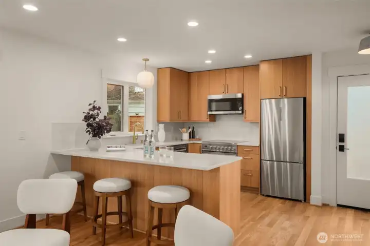 Living Area, Main Floor