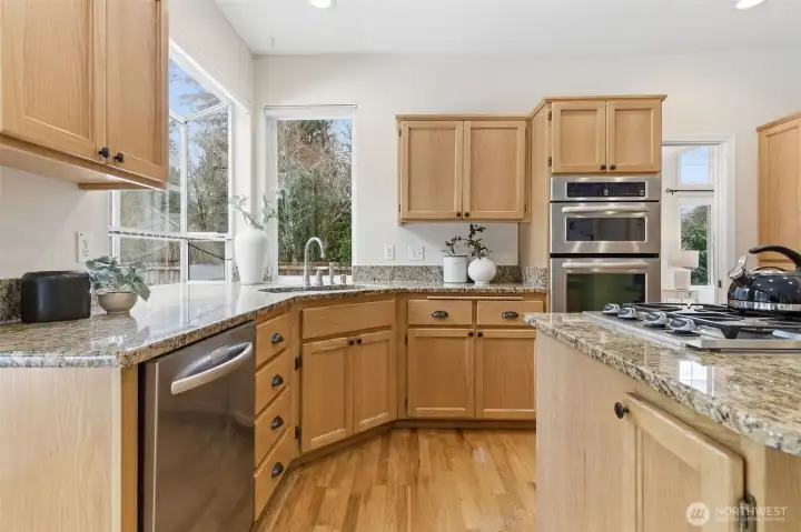 Gas range on kitchen island