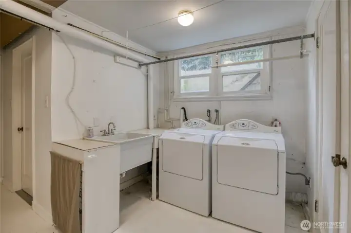 Laundry room, lower level Laundry room, lower level