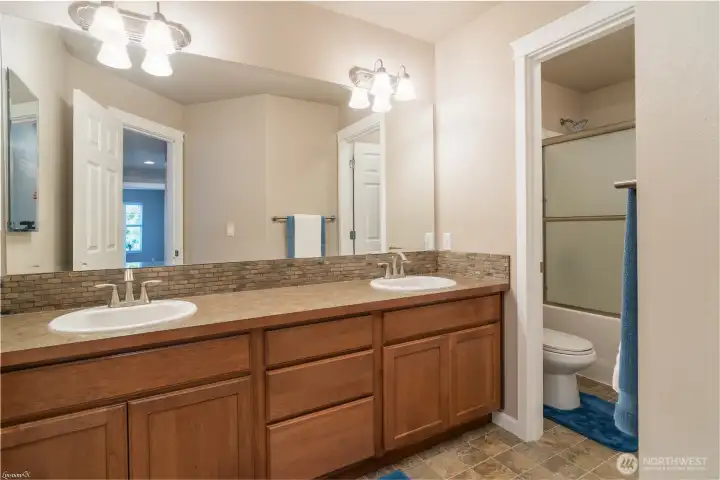 Hall Bath Hall Bath