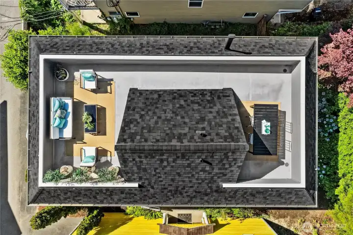 Ingenious floorplan connects the rooftop terrace directly to the main living level.