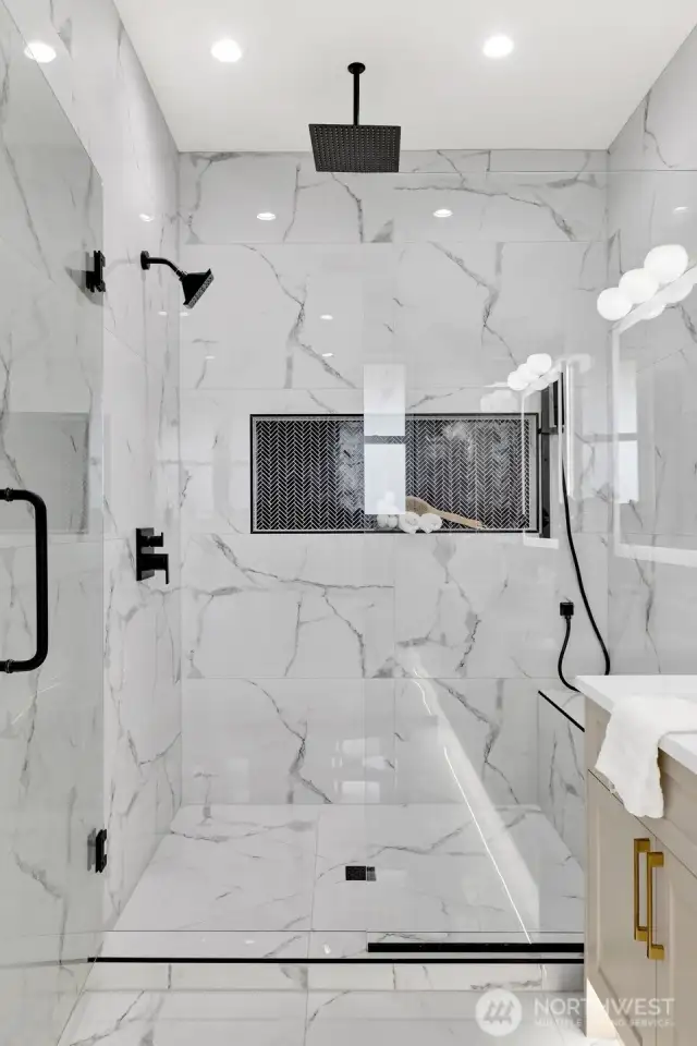 2nd primary bathroom