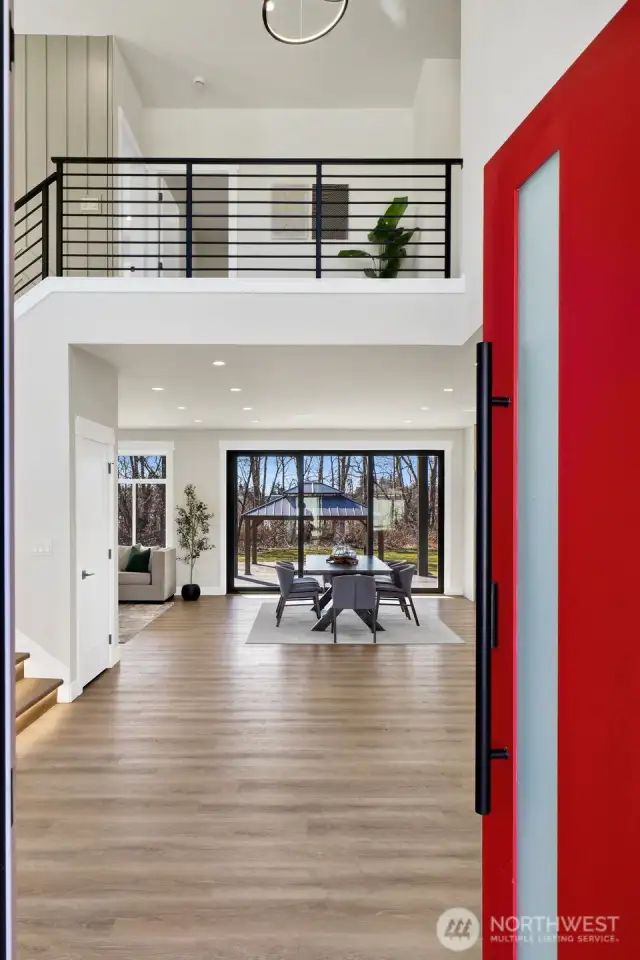 open floor to ceiling entry