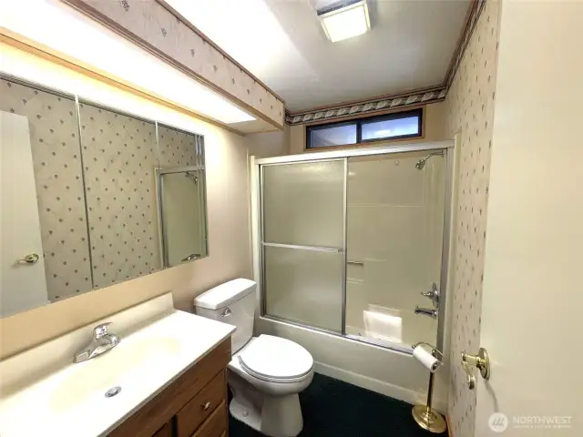 Main bathroom