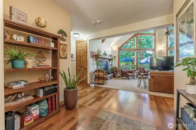 Entrance/Foyer
